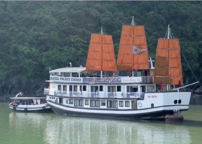 Royal Palace Cruise  Hạ Long