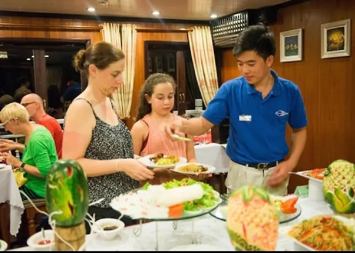 Royal Palace Cruise  4*