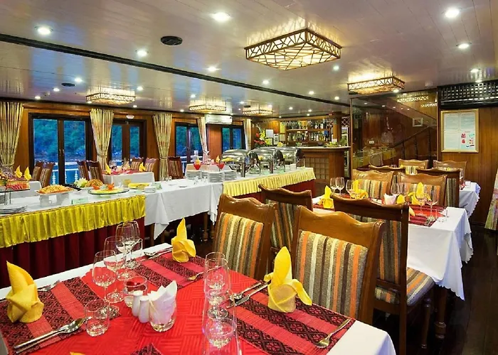  Royal Palace Cruise 4*