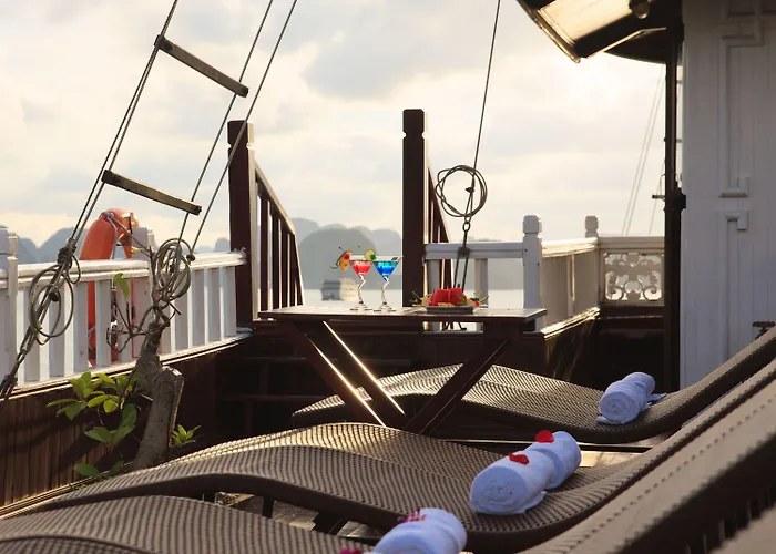 Royal Palace Cruise 4*
