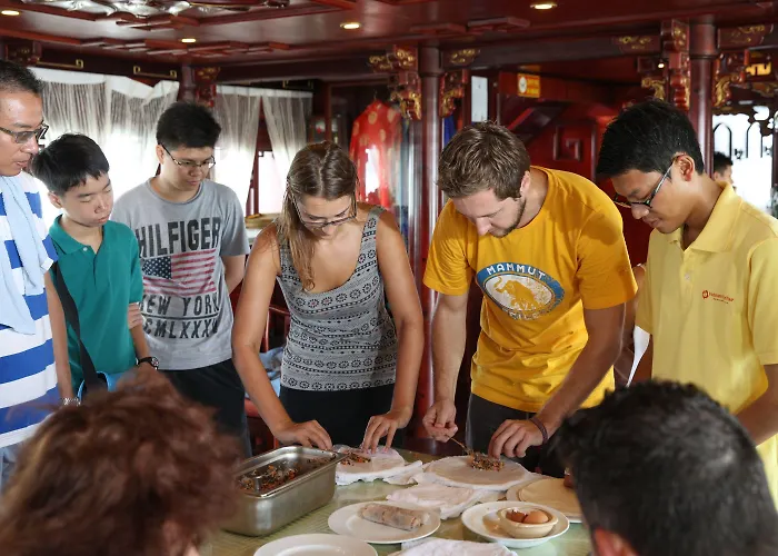  Royal Palace Cruise 4*