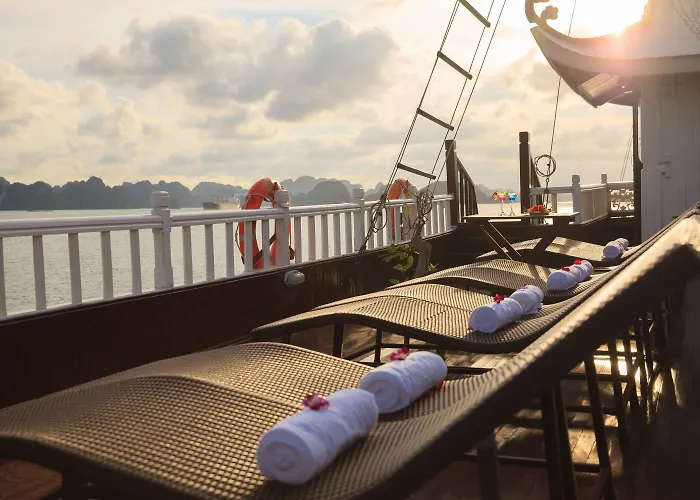  Royal Palace Cruise 4*