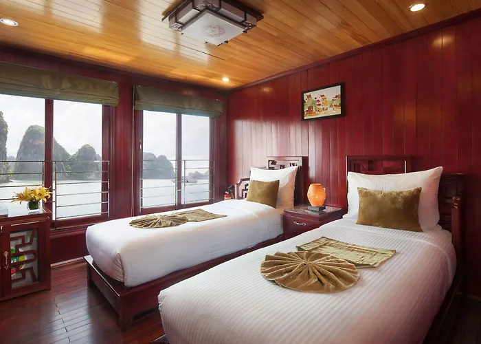 Royal Palace Cruise  4*