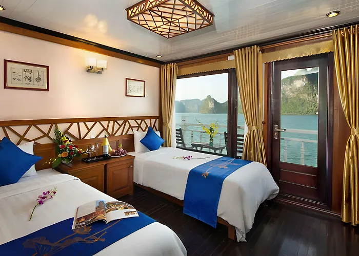 Royal Palace Cruise 4*