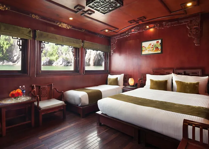  Royal Palace Cruise 4*